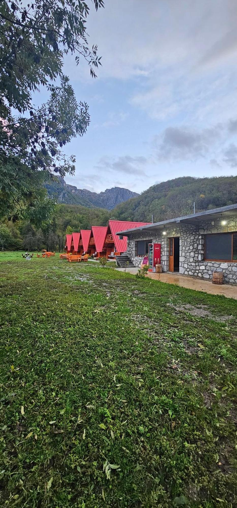 Ekoo Katun Jezerca Vuthaj Exterior foto