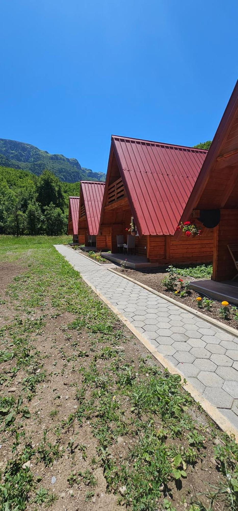 Ekoo Katun Jezerca Vuthaj Exterior foto